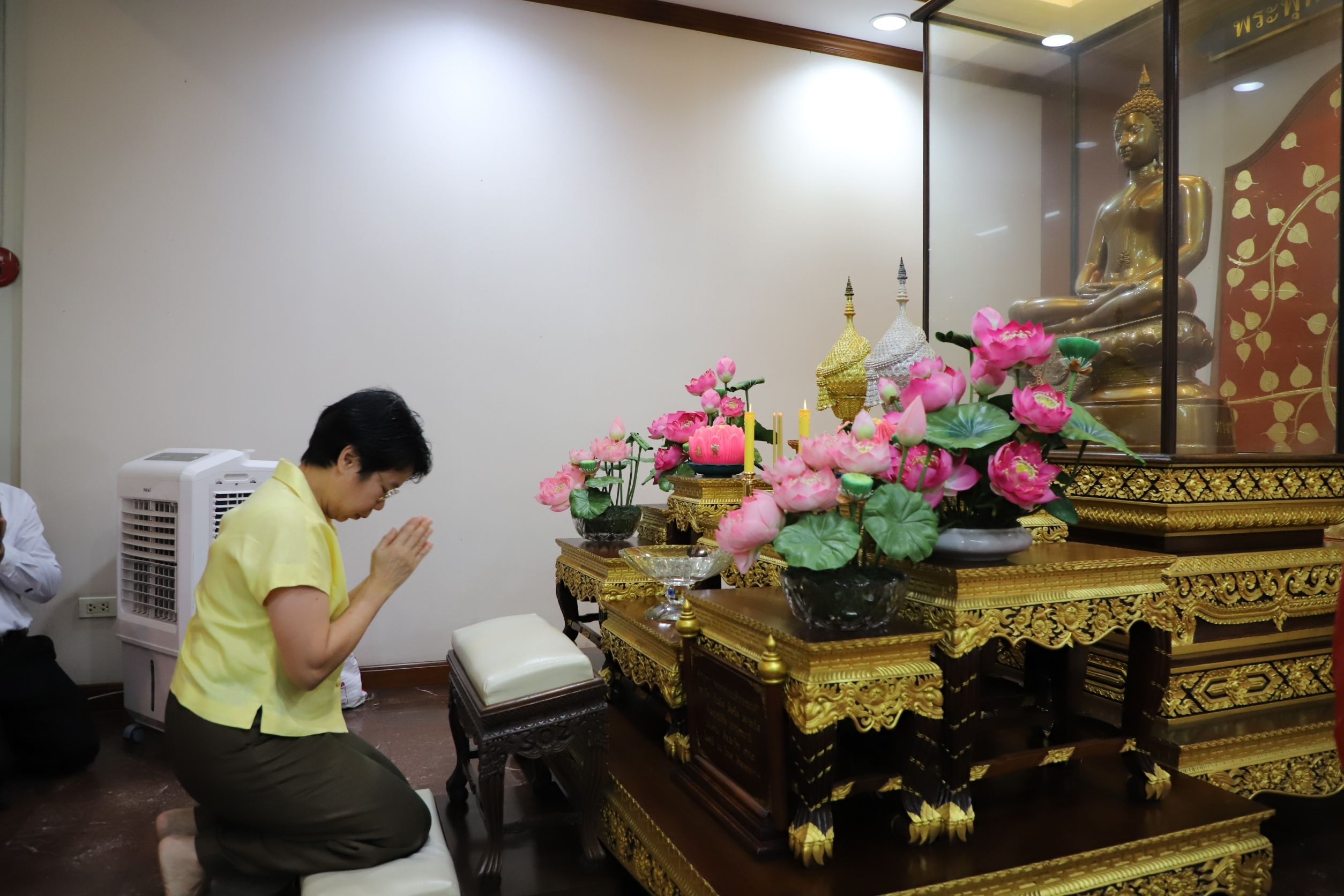 ﻿กรมบังคับคดี จัดกิจกรรมทำบุญตักบาตรประจำเดือนตุลาคม 2567
